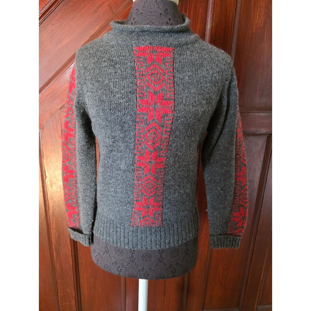 Northern Isles Australian Shetland Wool Sweater With Red Geometric Pattern S/xs